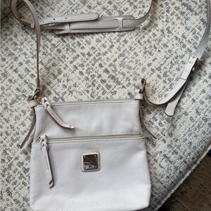 Dooney & Bourke Pebble Leather Crossbody in Pale Taupe / Off White